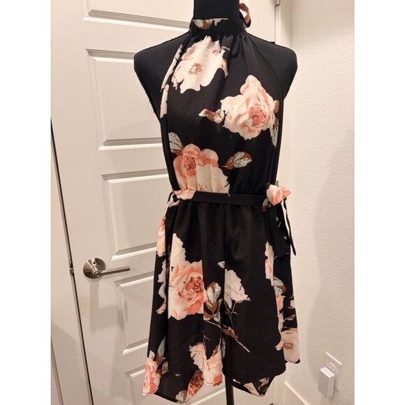 no brand Dresses & Skirts - High Neck Floral Romper